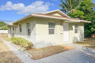 705 58th St, West Palm Beach, FL 33407 - Photo 23