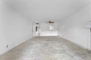 370 NW 76th Ave, Margate, FL 33063 - Photo 9