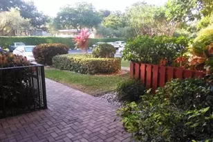 370 NW 76th Ave, Margate, FL 33063 - Photo 3