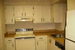 370 NW 76th Ave, Margate, FL 33063 - Photo 7