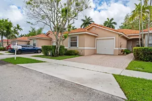 13050 NW 5th St, Pembroke Pines, FL 33028 - Photo 3