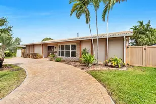 1915 NE 208th Terrace, Miami, FL 33179 - Photo 5