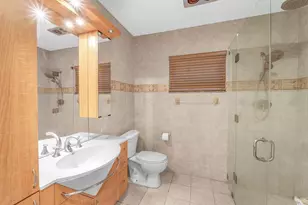 1915 NE 208th Terrace, Miami, FL 33179 - Photo 35