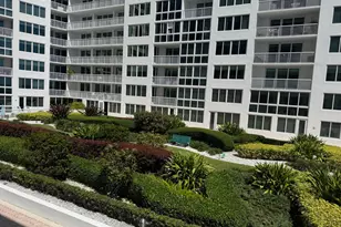 5401 Collins Ave, Miami Beach, FL 33140 - Photo 37