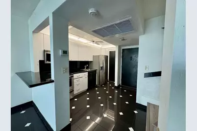 5401 Collins Avenue #Apt 144, Miami Beach, FL 33140 - Photo 13