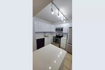 721 N Pine Island Road #103, Plantation, FL 33324 - Photo 9