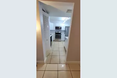 721 N Pine Island Road #103, Plantation, FL 33324 - Photo 7