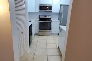 721 N Pine Island Rd, Plantation, FL 33324 - Photo 7