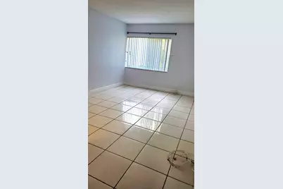 721 N Pine Island Road #103, Plantation, FL 33324 - Photo 21