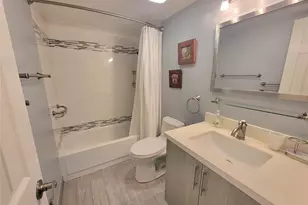 8260 SW 24th St, North Lauderdale, FL 33068 - Photo 17