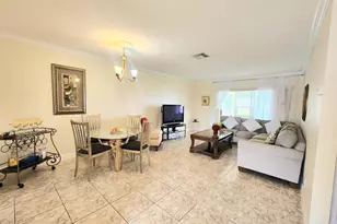 2825 E Crosley Dr Dr E, West Palm Beach, FL 33415 - Photo 5