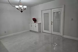 9050 NW 28th St, Coral Springs, FL 33065 - Photo 13
