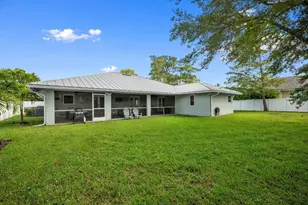 13724 Lilac Pl, Wellington, FL 33414 - Photo 9