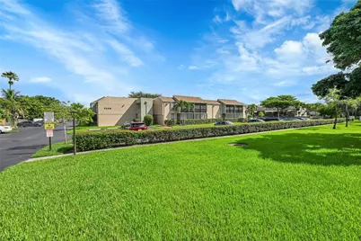 7173 Orange Drive, Davie, FL 33314 - Photo 3