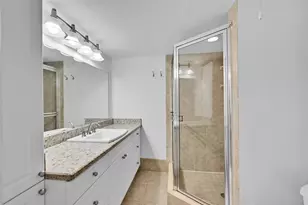 7173 Orange Dr, Davie, FL 33314 - Photo 15