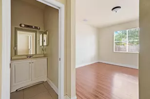 1584 SW 2nd St, Homestead, FL 33030 - Photo 17