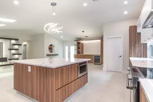 4126 Birchwood Dr, Boca Raton, FL 33487 - Photo 11