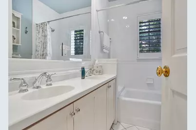 7 Saranac Road, Sea Ranch Lakes, FL 33308 - Photo 31