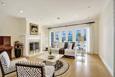 7 Saranac Road, Sea Ranch Lakes, FL 33308 - Photo 13