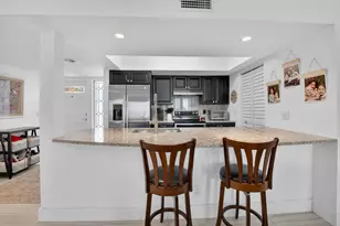 19981 Boca W Dr, Boca Raton, FL 33434 - Photo 11