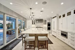 738 Middle River Dr, Fort Lauderdale, FL 33304 - Photo 25