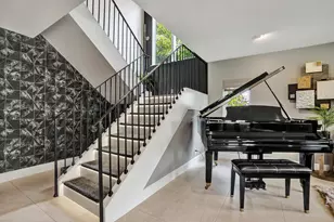 738 Middle River Dr, Fort Lauderdale, FL 33304 - Photo 13