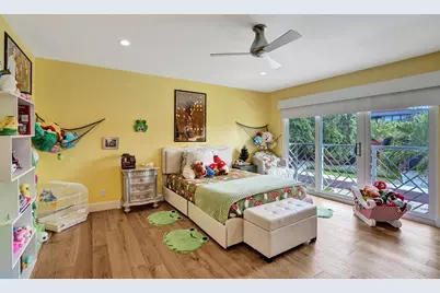 738 Middle River Drive, Fort Lauderdale, FL 33304 - Photo 61