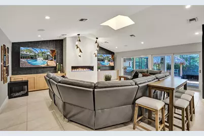 738 Middle River Drive, Fort Lauderdale, FL 33304 - Photo 29