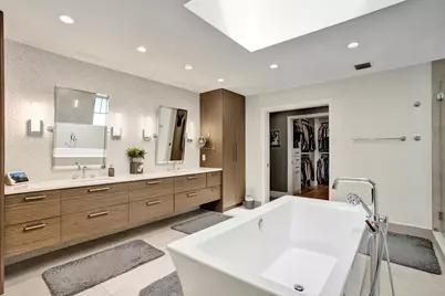 738 Middle River Drive, Fort Lauderdale, FL 33304 - Photo 95