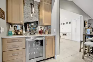 738 Middle River Dr, Fort Lauderdale, FL 33304 - Photo 35