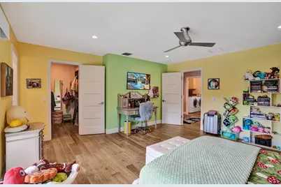 738 Middle River Drive, Fort Lauderdale, FL 33304 - Photo 65