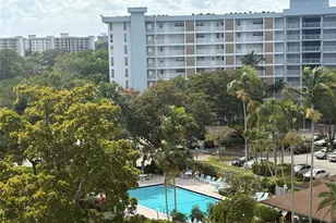 2940 N Course Dr, Pompano Beach, FL 33069 - Photo 5