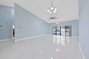 281 N Country Club Blvd, Boca Raton, FL 33487 - Photo 3