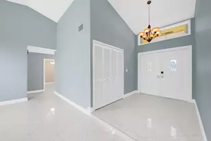 281 N Country Club Blvd, Boca Raton, FL 33487 - Photo 27