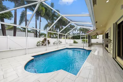 281 N Country Club Boulevard, Boca Raton, FL 33487 - Photo 23