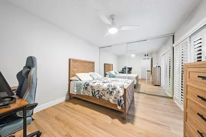 1802 18th Lane, Palm Beach Gardens, FL 33418 - Photo 9