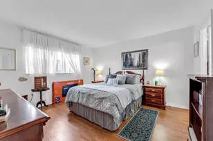 8950 Sunrise Lakes Blvd, Sunrise, FL 33322 - Photo 15