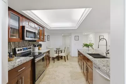 825 Egret Circle #Unit 104, Delray Beach, FL 33444 - Photo 5