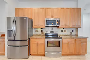 573 SW St Kitts Cove, Port Saint Lucie, FL 34986 - Photo 9