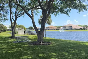 1720 W Sanderling Ln, Fort Pierce, FL 34982 - Photo 37