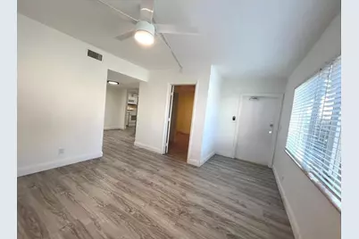 1060 Crystal Lake Drive #101, Deerfield Beach, FL 33064 - Photo 7