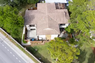 2811 Stoneway Ln, Fort Pierce, FL 34982 - Photo 1
