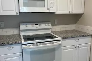 1536 SE Royal Green Cir, Port Saint Lucie, FL 34952 - Photo 5