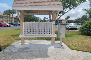 1536 SE Royal Green Cir, Port Saint Lucie, FL 34952 - Photo 17