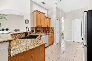 831 SW Owl St St, Palm Bay, FL 32908 - Photo 23