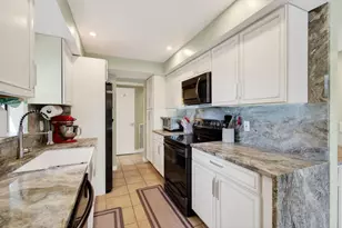 149 NW 70th St, Boca Raton, FL 33487 - Photo 13