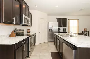 567 SW Paar Dr, Port Saint Lucie, FL 34953 - Photo 7