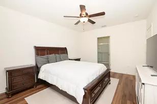 567 SW Paar Dr, Port Saint Lucie, FL 34953 - Photo 17