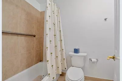 1037 SW 27th Avenue, Boynton Beach, FL 33426 - Photo 31