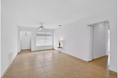 1037 SW 27th Avenue, Boynton Beach, FL 33426 - Photo 17